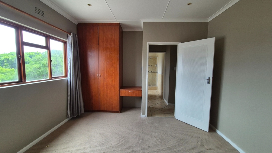 5 Bedroom Property for Sale in Country Club Western Cape